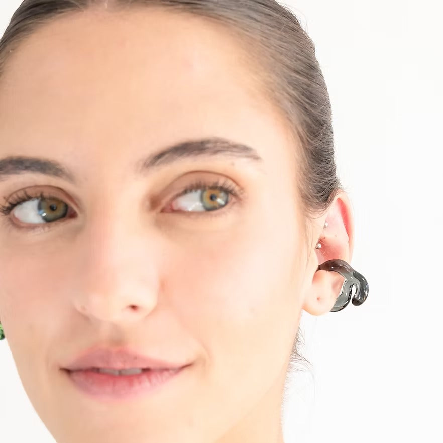 Earcuff Interconexión Humo